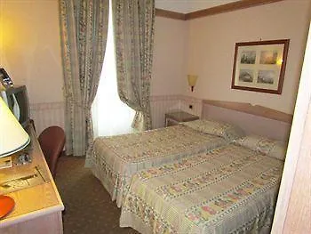 Hotel Grand Delle Terme King Ferdinand 4*