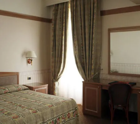 Grand Delle Terme King Ferdinand Hotel 4*